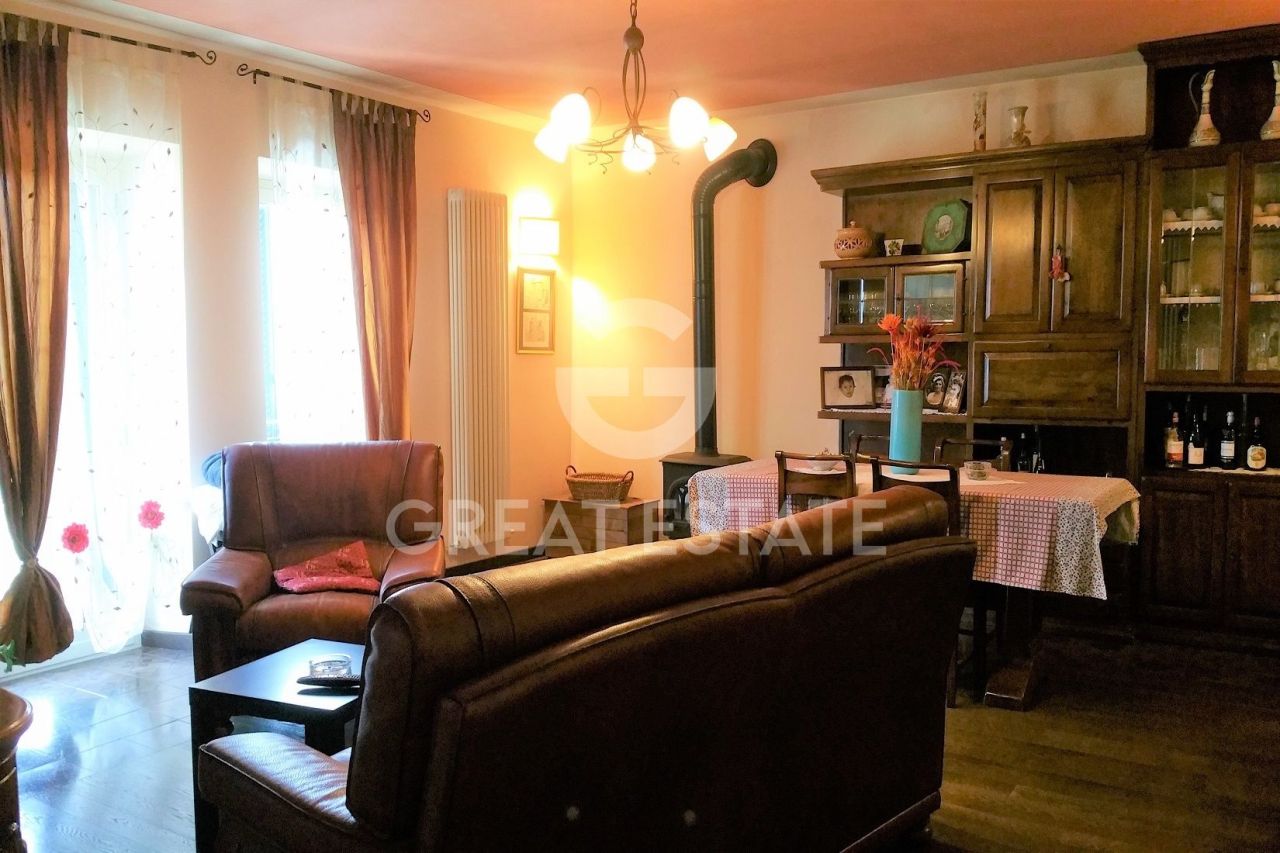 Апартаменты в Фабро, Италия, 128.95 м² - фото 11