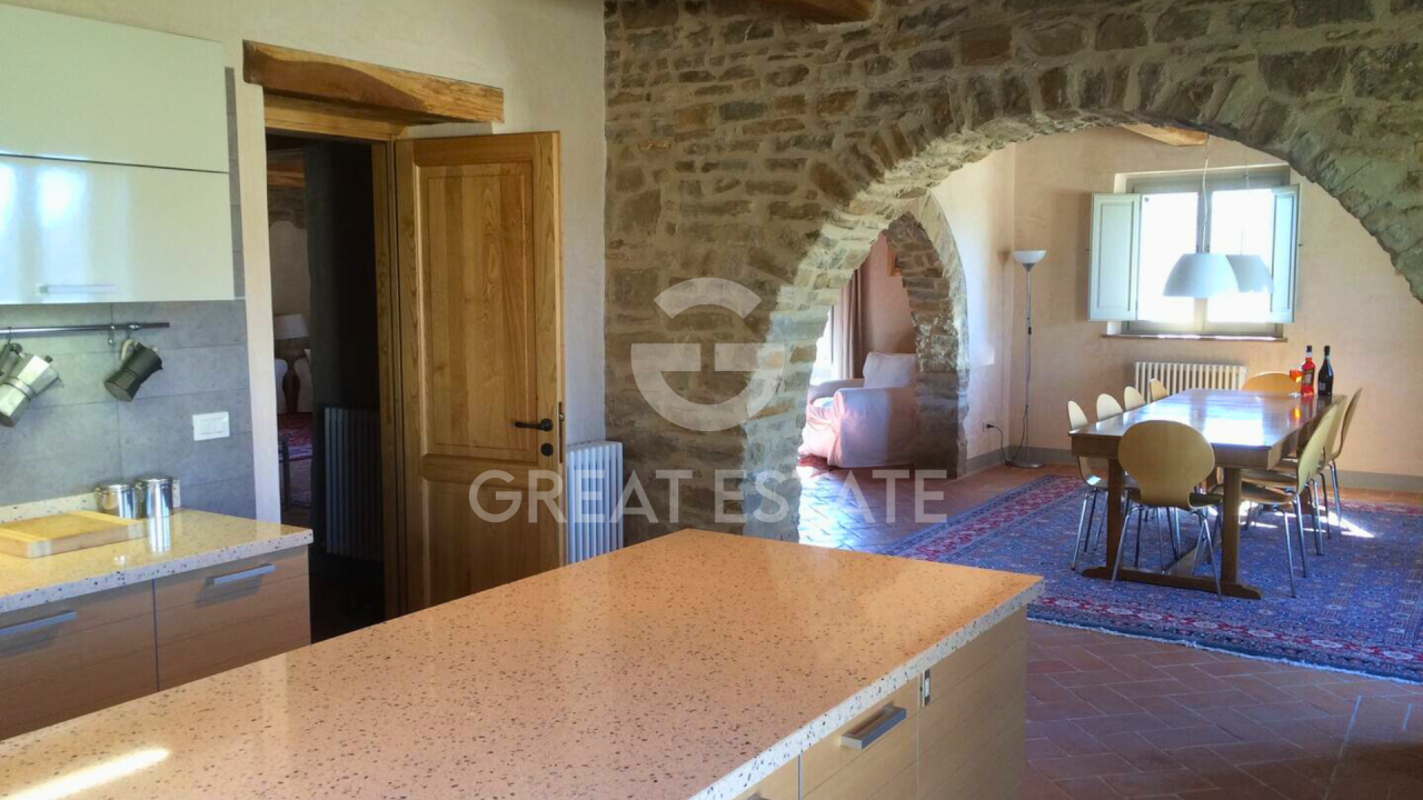 Дом в Губбио, Италия, 388.6 м² - фото 11