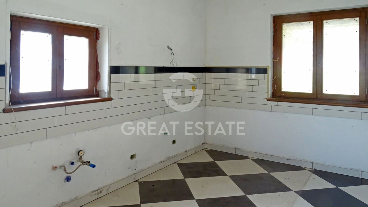 Дом в Ареццо, Италия, 464.4 м² - фото 12