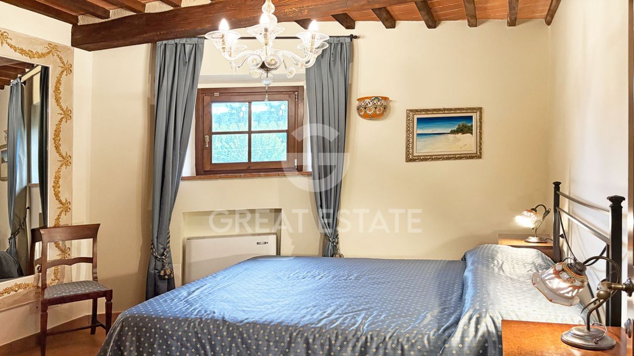 Апартаменты в Кортоне, Италия, 112.8 м² - фото 12