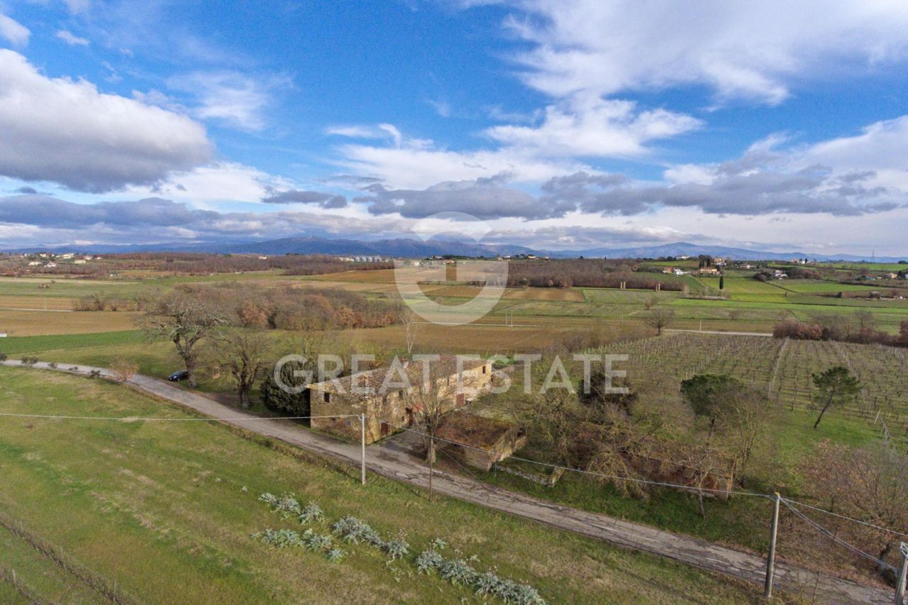 Дом Monte San Savino, Италия, 494.5 м² - фото 12