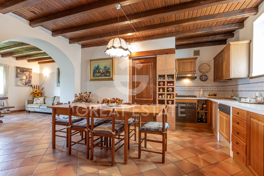 Дом в Сполето, Италия, 386.3 м² - фото 13