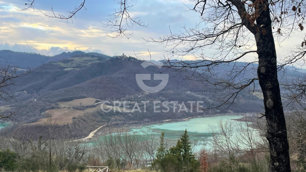 Дом в Губбио, Италия, 388.6 м² - фото 13