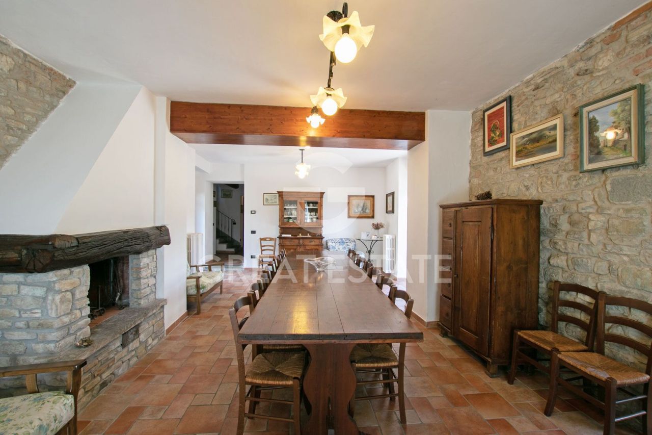 Дом в Виккьо, Италия, 339.8 м² - фото 14