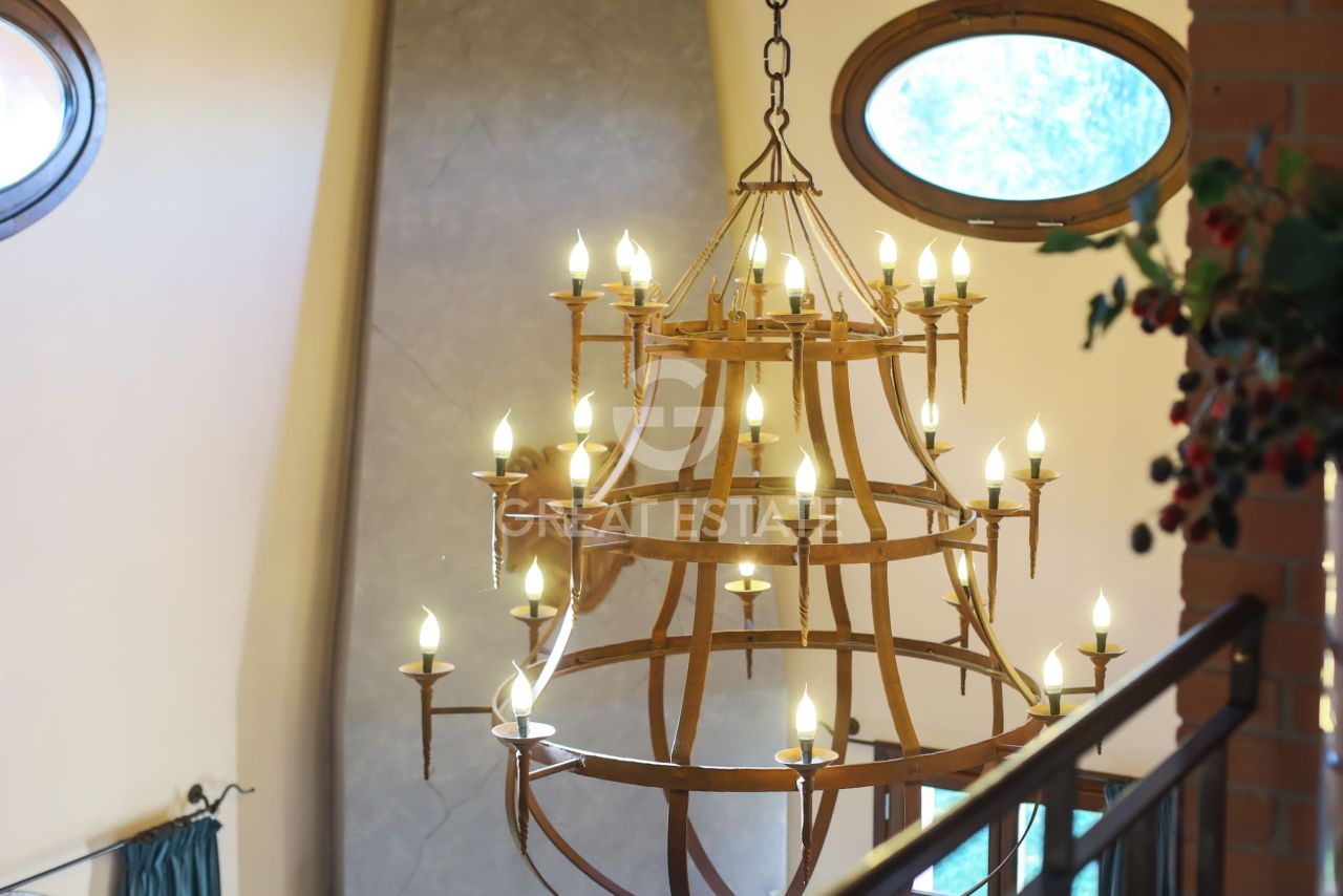 Вилла в Лаятико, Италия, 411.5 м² - фото 15