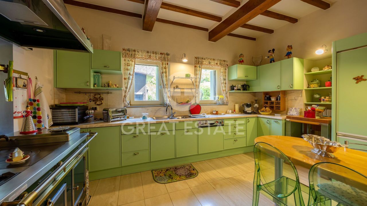 Дом в Ареццо, Италия, 765.35 м² - фото 15