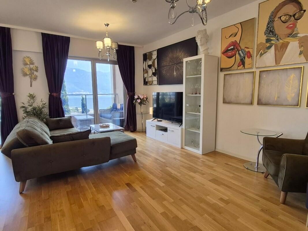 Квартира в Бечичи, Черногория, 98 м² - фото 1