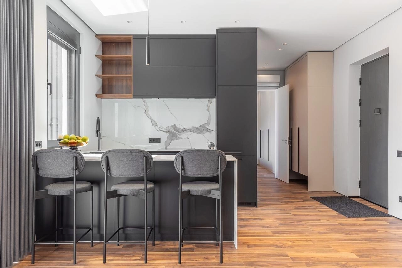 Апартаменты в Ластве, Черногория, 52 м² - фото 3