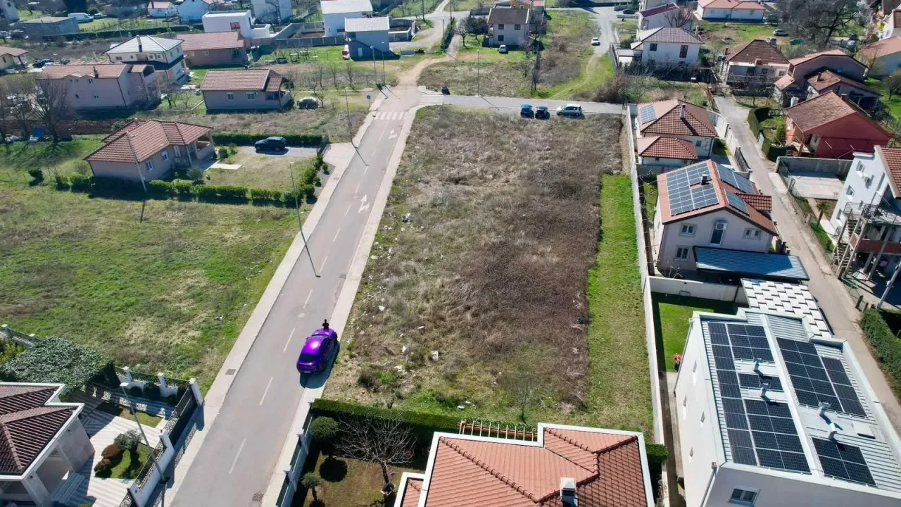 Земля в Подгорице, Черногория, 4 026 м² - фото 6