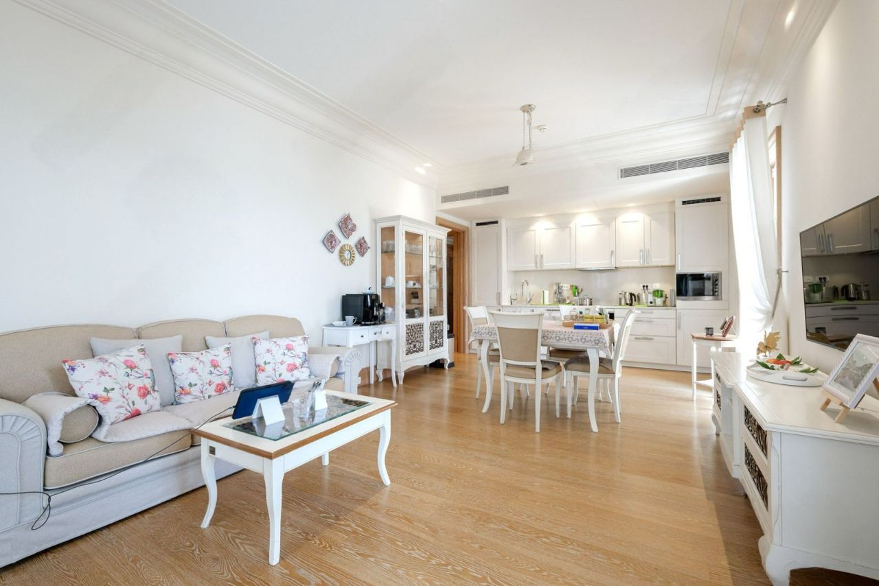 Квартира в Тивате, Черногория, 135 м² - фото 6