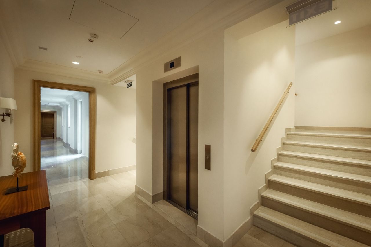 Квартира в Тивате, Черногория, 135 м² - фото 15