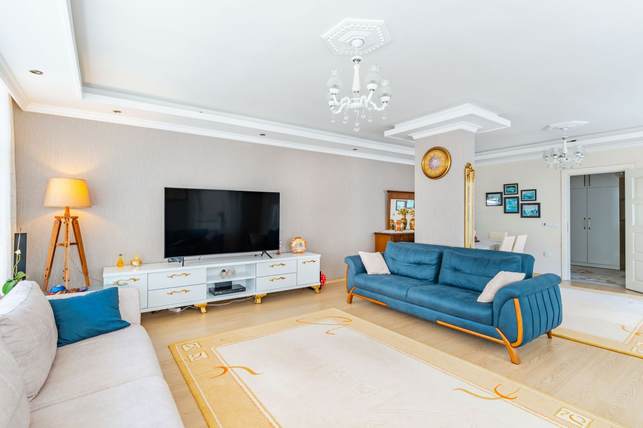 Апартаменты в Алании, Турция, 220 м² - фото 1