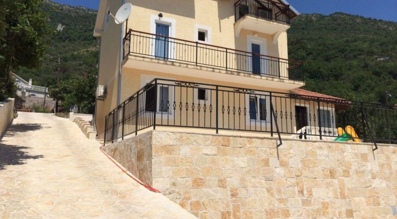 Дом в Каменари, Черногория, 280 м² - фото 3