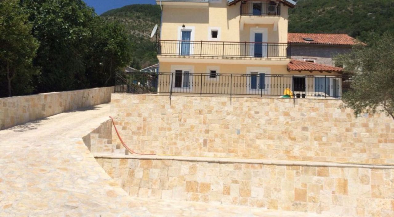 Дом в Каменари, Черногория, 280 м² - фото 4