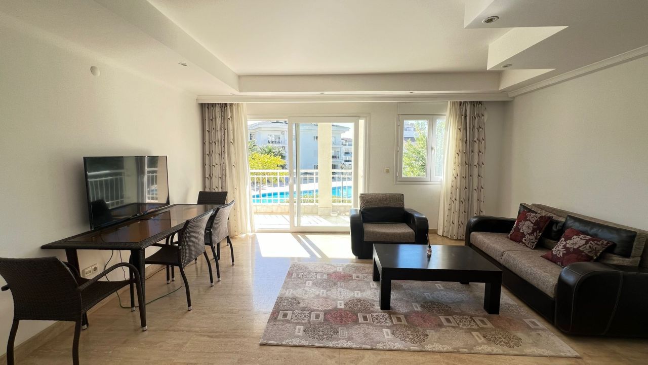 Квартира в Алании, Турция, 100 м² - фото 2