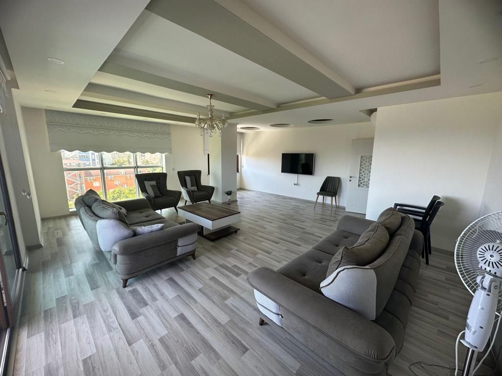 Квартира в Алании, Турция, 350 м² - фото 18