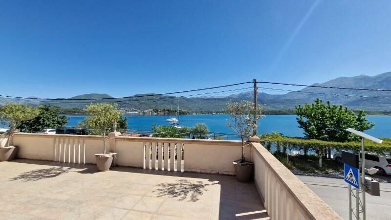 Дом на полуострове Луштица, Черногория, 342 м² - фото 14