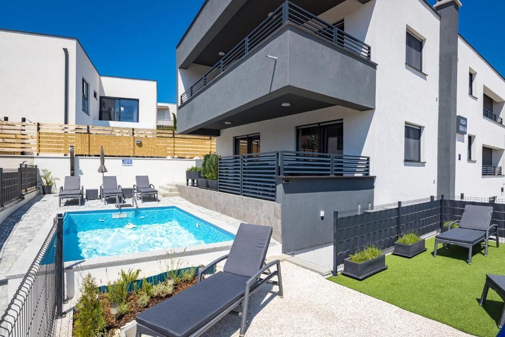 Вилла в Медулине, Хорватия, 300 м² - фото 4