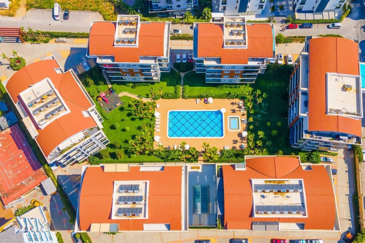 Квартира в Алании, Турция, 70 м² - фото 1