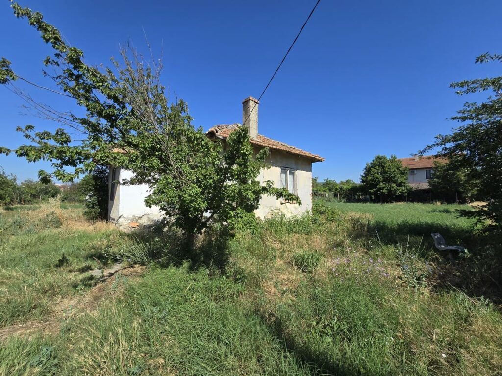 Земля в Гюлёвце, Болгария, 2 000 м² - фото 9