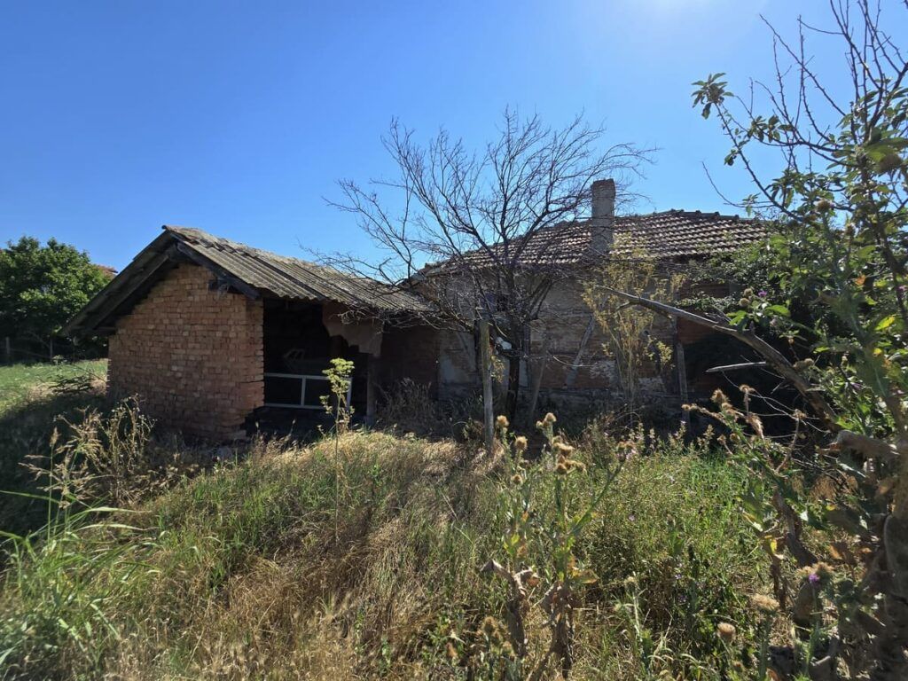 Земля в Гюлёвце, Болгария, 2 000 м² - фото 11