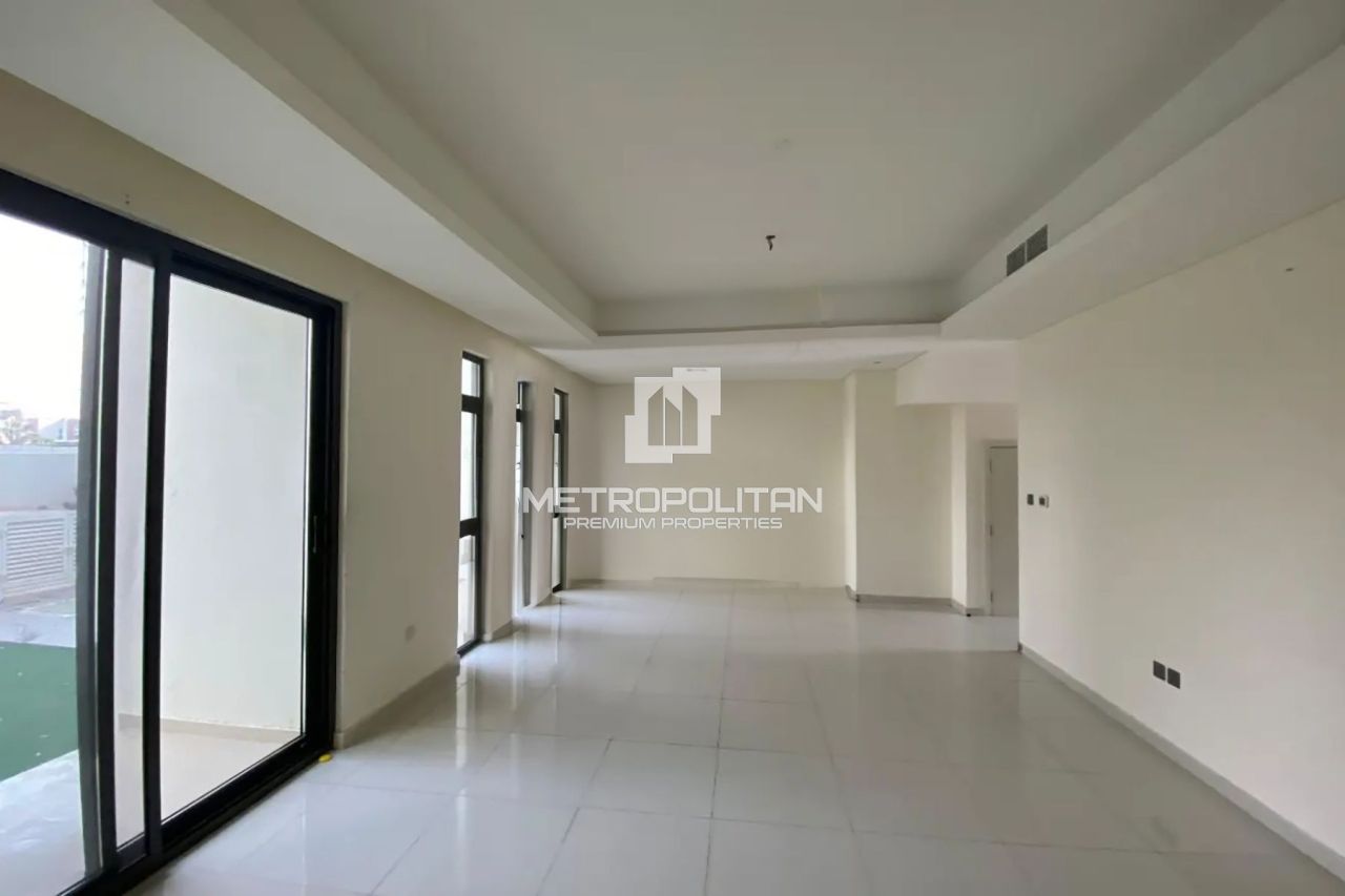 Таунхаус в Дубае, ОАЭ, 175 м² - фото 1