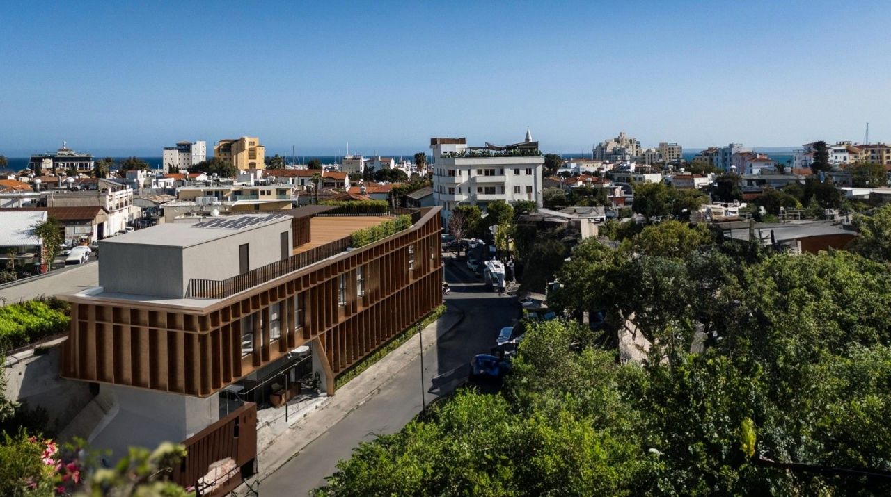 Коммерческая недвижимость в Лимасоле, Кипр, 1 045 м² - фото 2