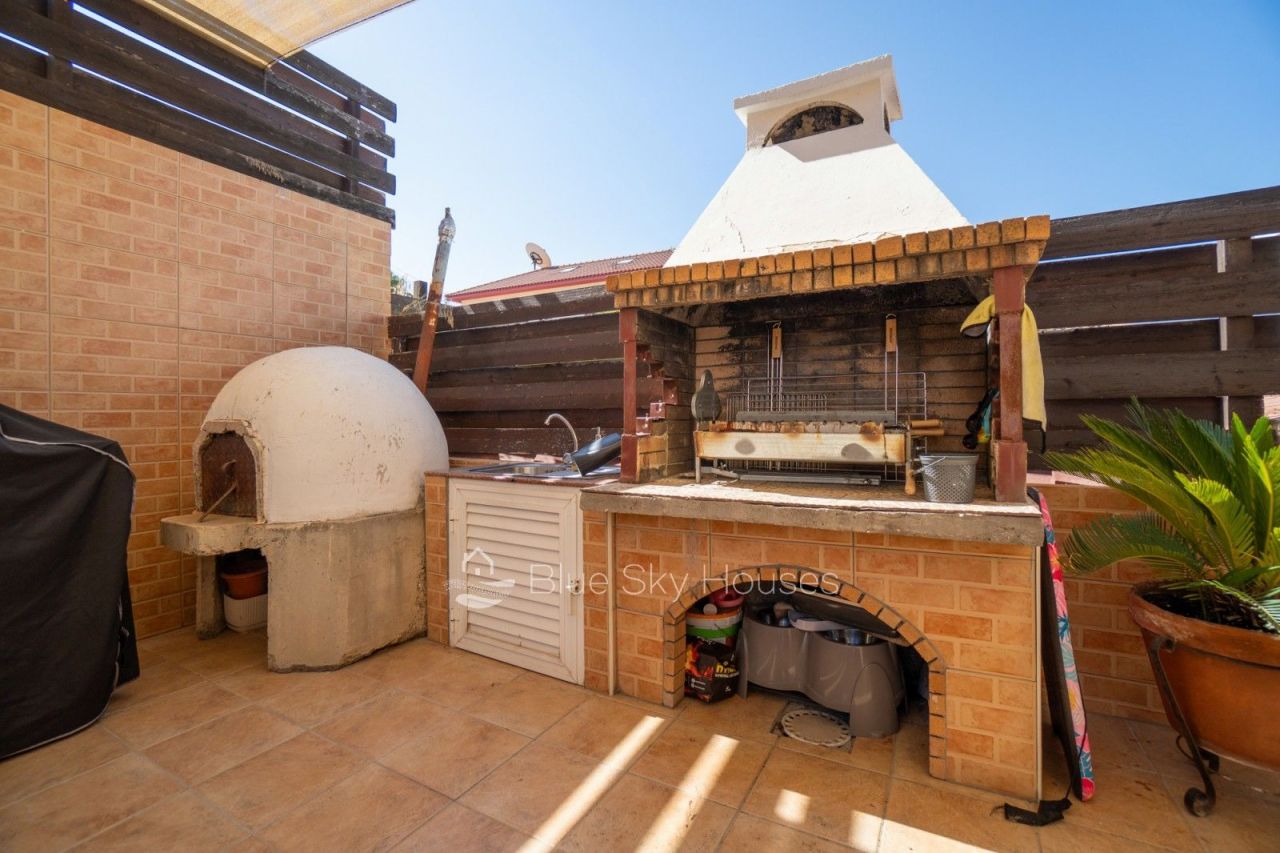 Вилла в Лимасоле, Кипр, 391 м² - фото 18