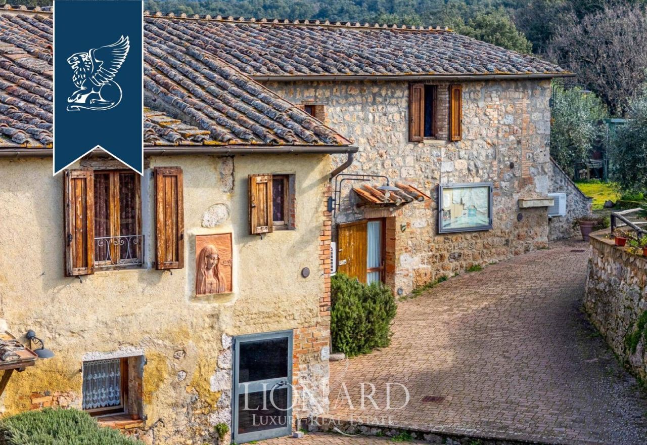 Вилла в Сиене, Италия, 1 356 м² - фото 3