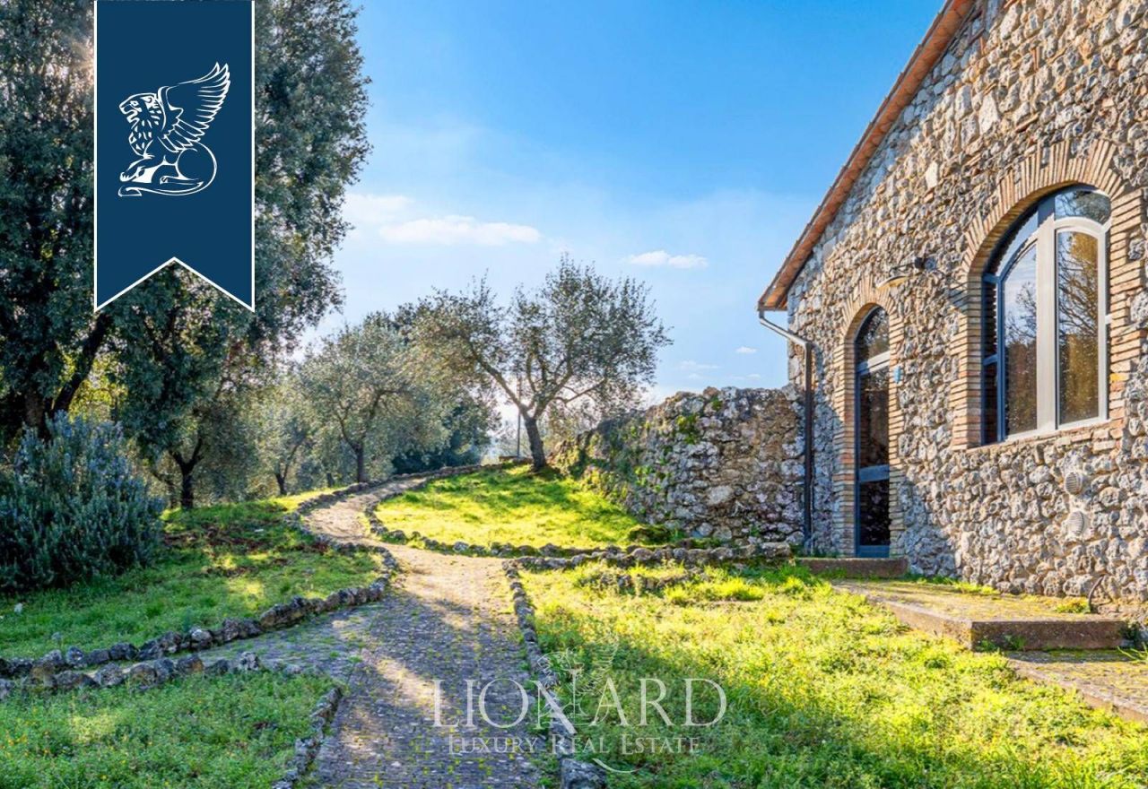 Вилла в Сиене, Италия, 1 356 м² - фото 8