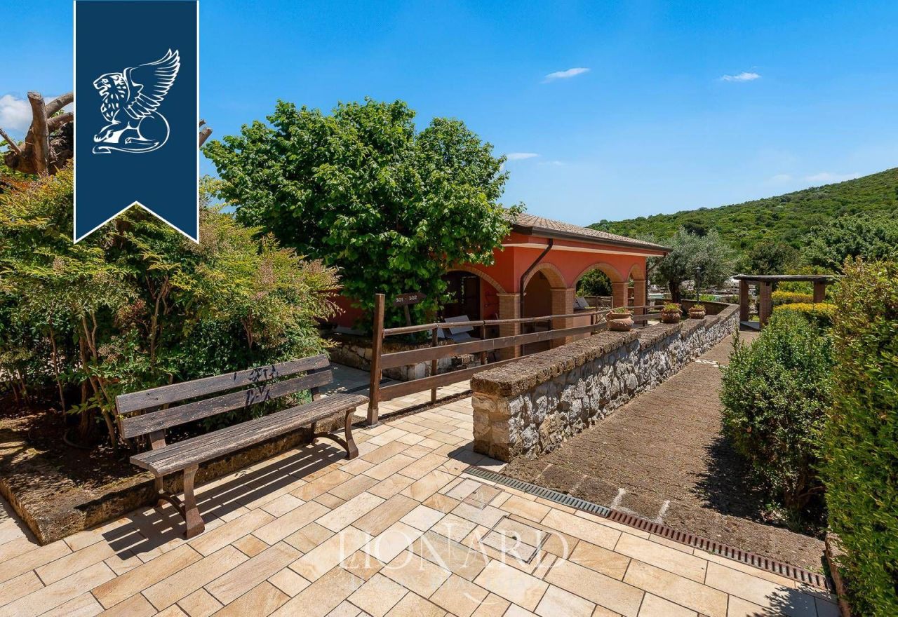 Ферма в Латина, Италия, 500 м² - фото 14