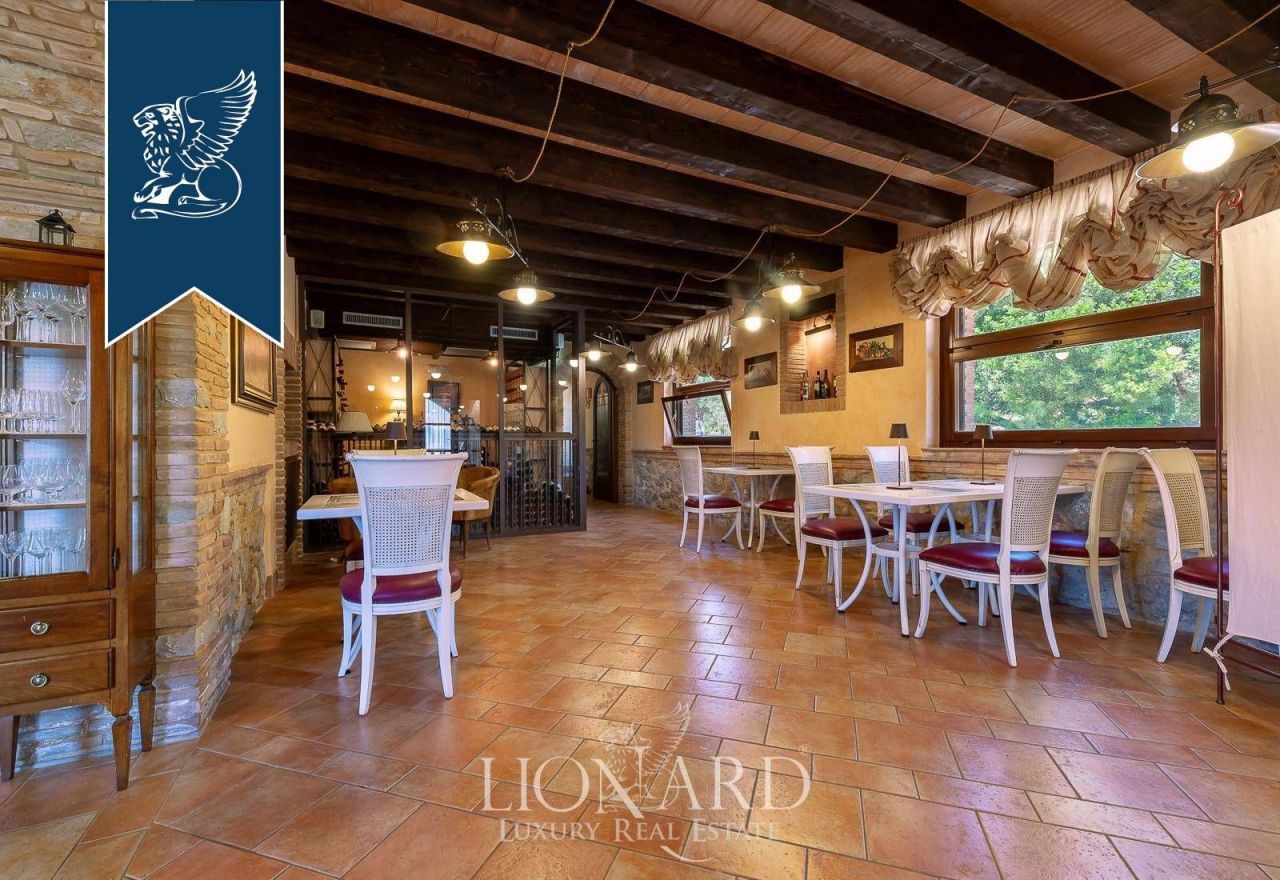 Ферма в Латина, Италия, 500 м² - фото 19