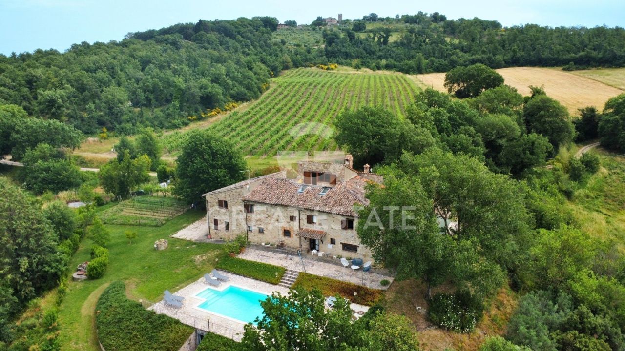 Дом в Тоди, Италия, 609.85 м² - фото 7