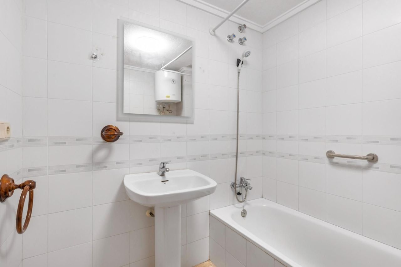 Квартира в Торревьехе, Испания, 61 м² - фото 7