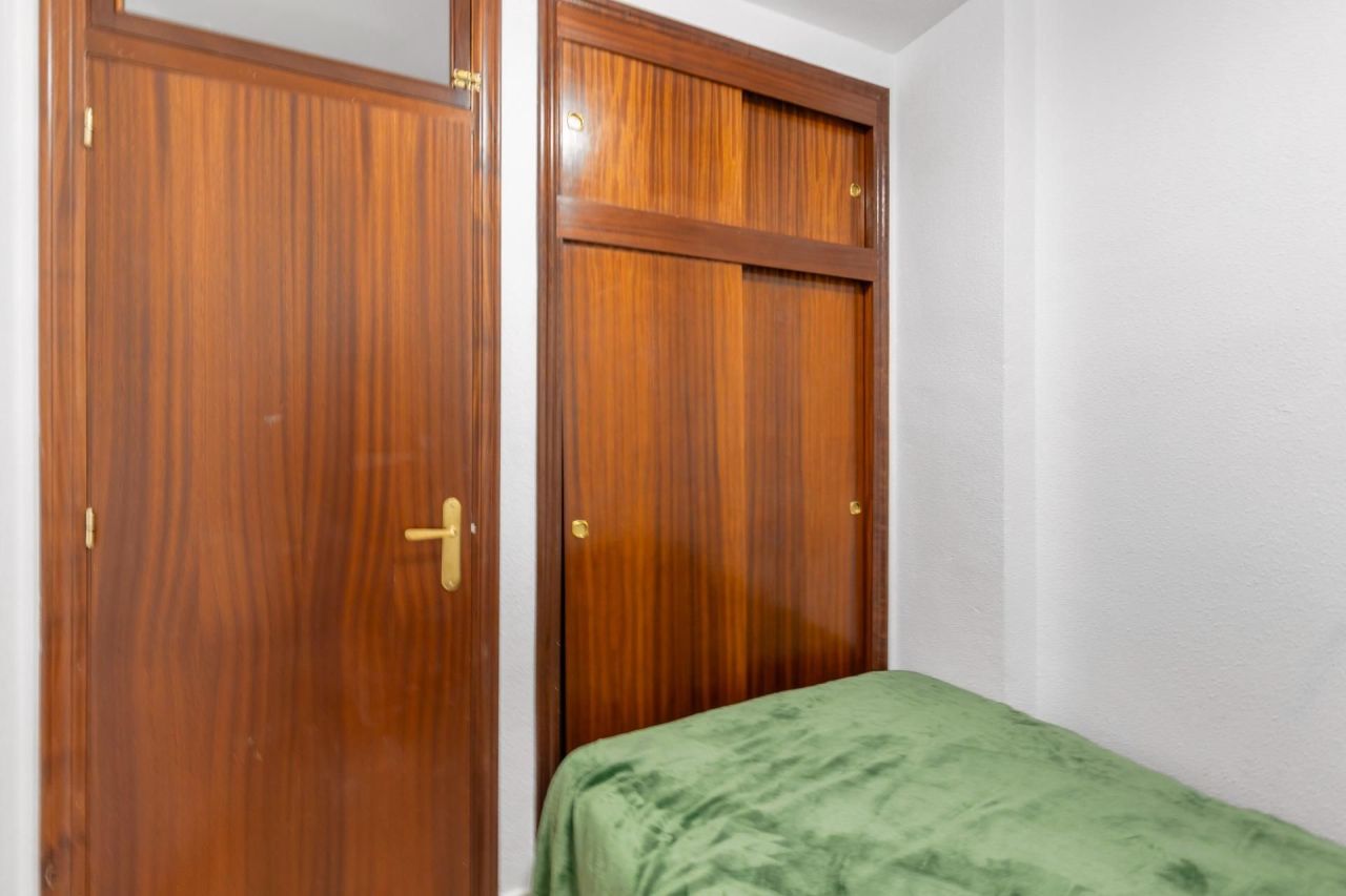 Квартира в Торревьехе, Испания, 61 м² - фото 13