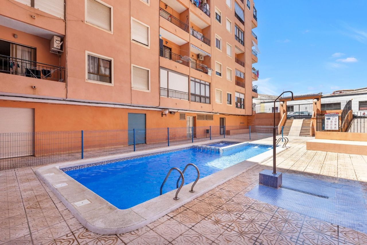 Квартира в Торревьехе, Испания, 61 м² - фото 14