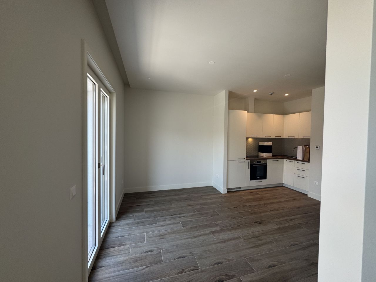 Квартира в Тивате, Черногория, 46 м² - фото 3