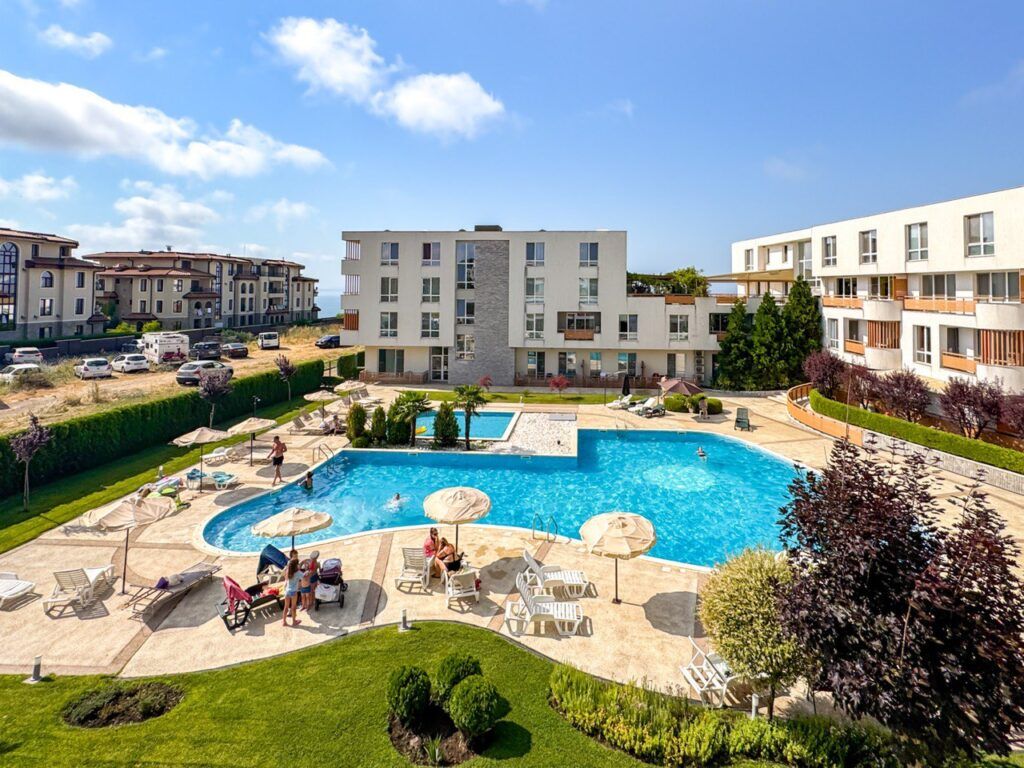 Квартира в Бургасе, Болгария, 74 м² - фото 1