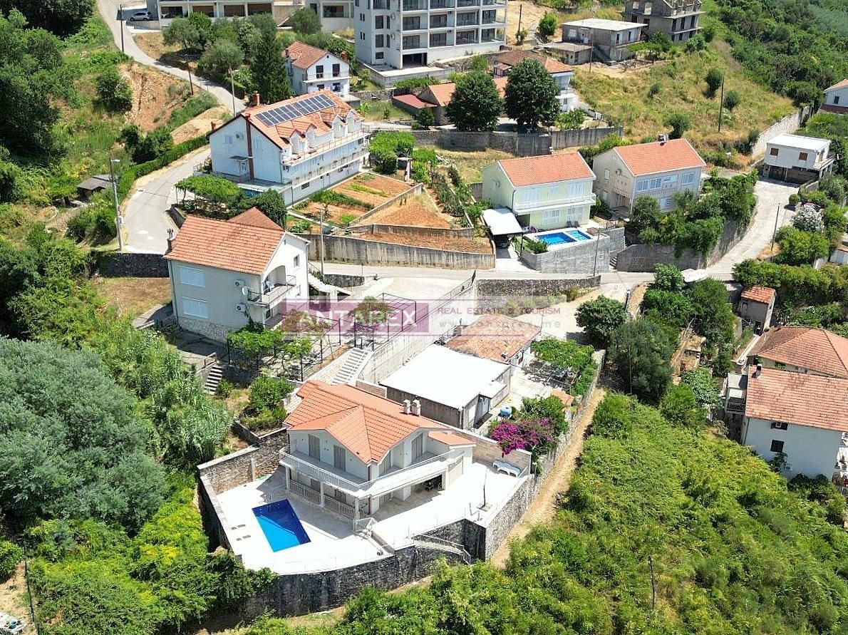 Вилла в Кумборе, Черногория, 151 м² - фото 14