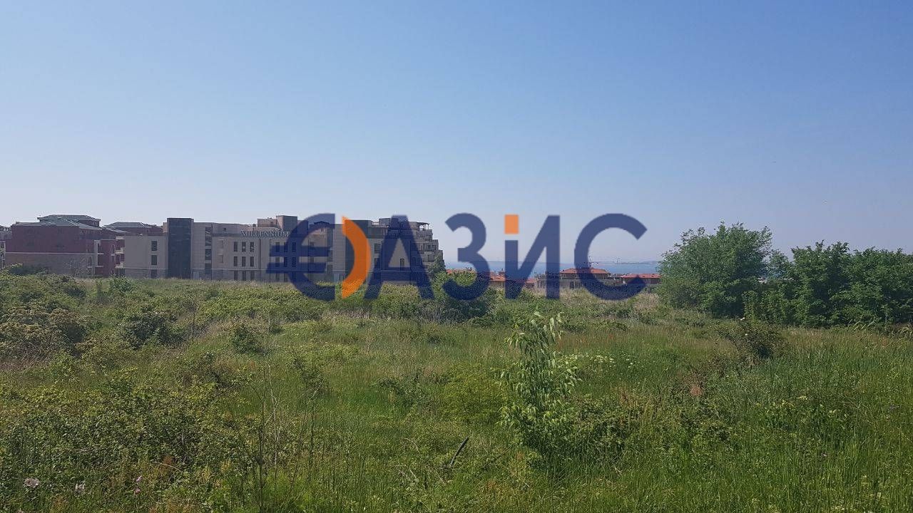 Коммерческая недвижимость в Святом Власе, Болгария, 6 157 м² - фото 1