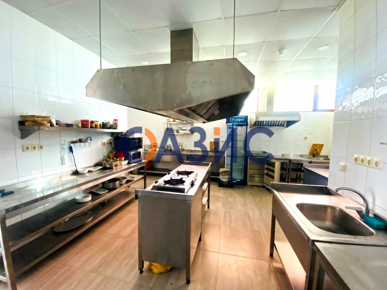 Отель, гостиница в Несебре, Болгария, 1 450 м² - фото 4