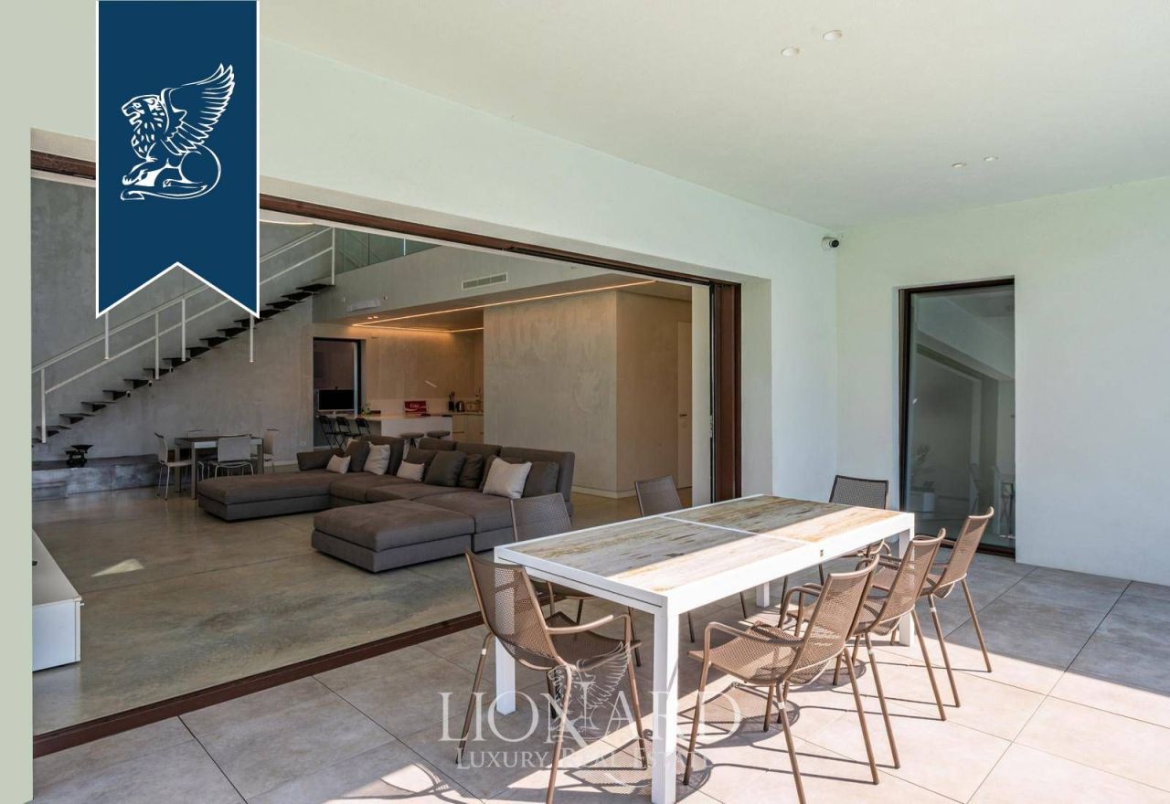 Вилла в Монце, Италия, 440 м² - фото 10