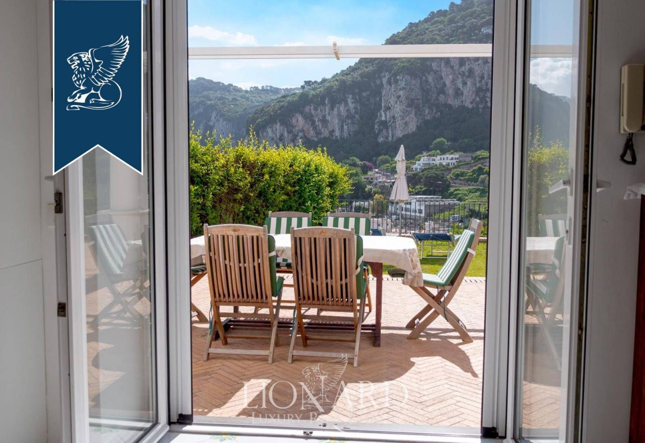 Вилла на Капри, Италия, 130 м² - фото 13