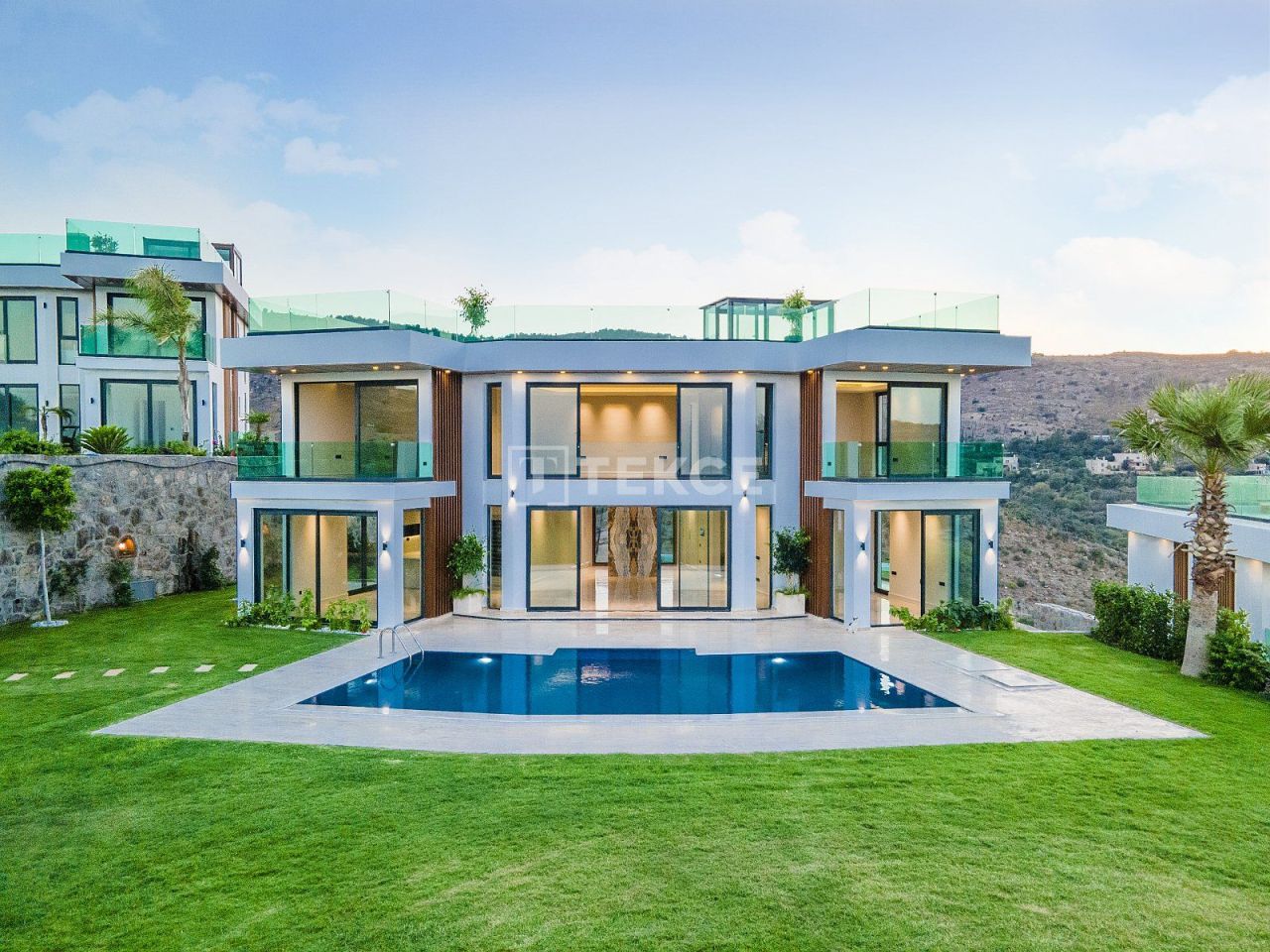 Вилла в Бодруме, Турция, 670 м² - фото 1