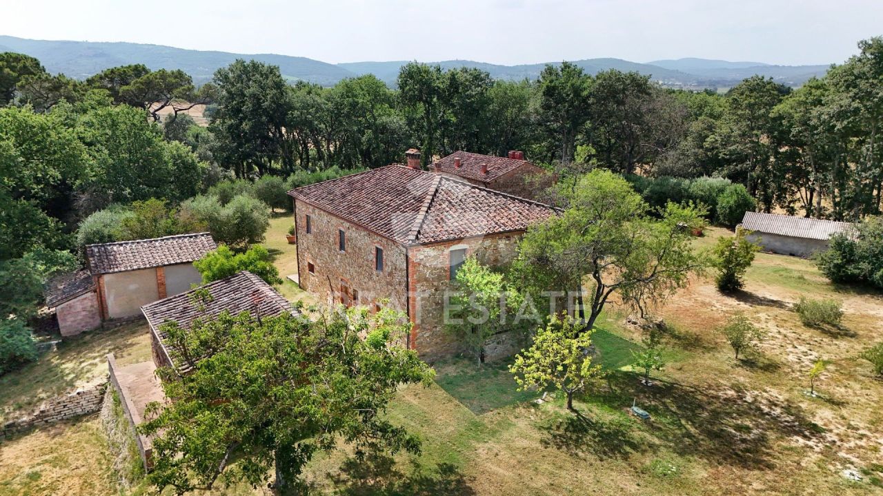 Дом в Лучиньяно, Италия, 574.4 м² - фото 2