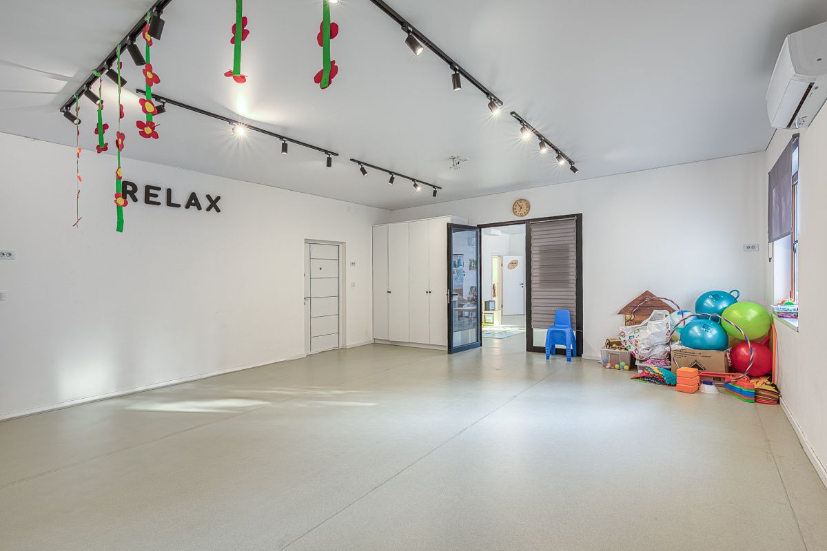 Квартира в Бечичи, Черногория, 427 м² - фото 1