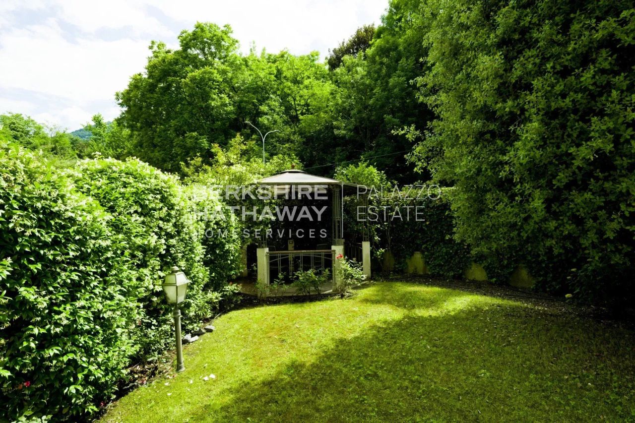 Вилла в Варесе, Италия, 350 м² - фото 3