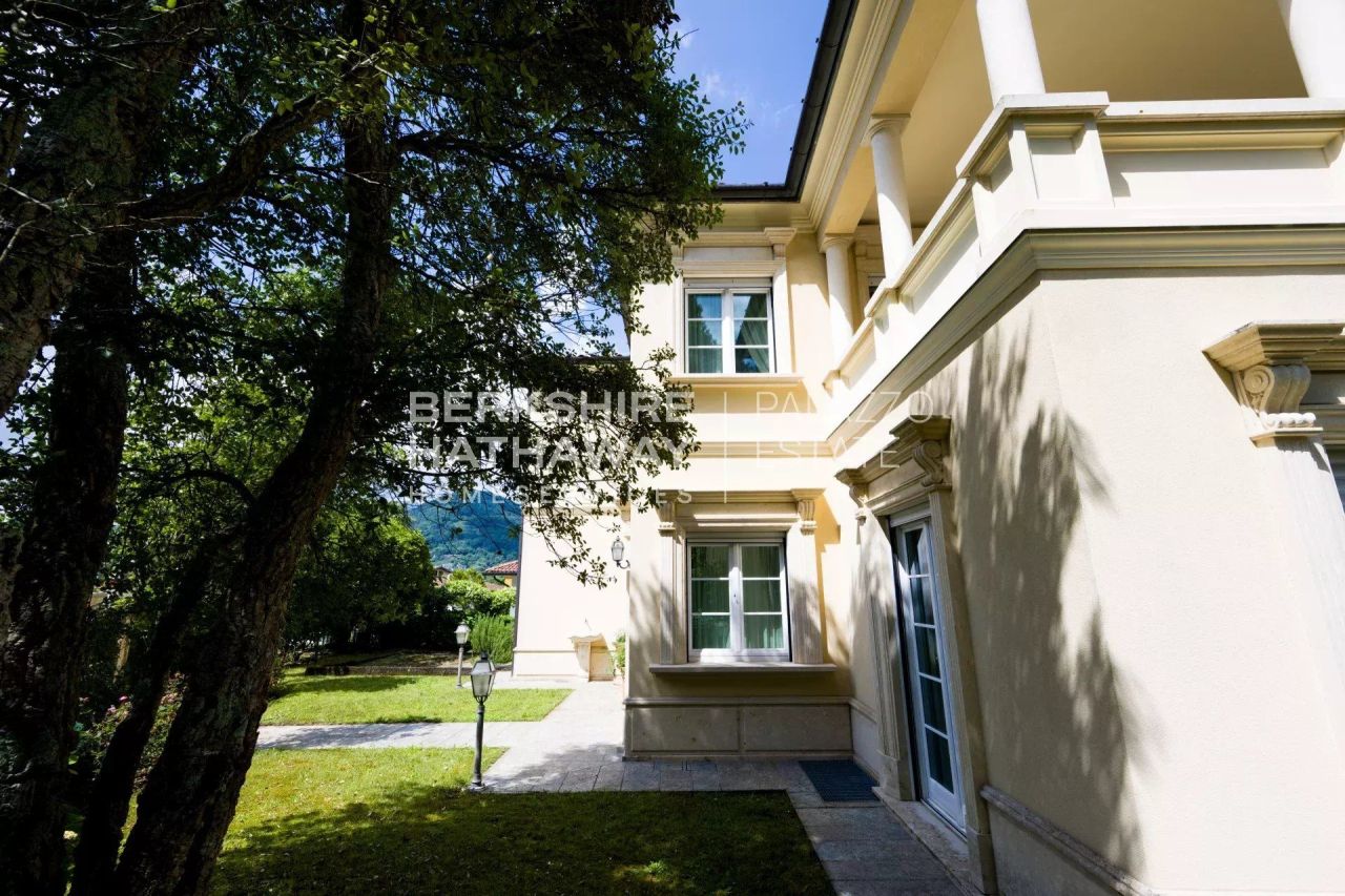 Вилла в Варесе, Италия, 350 м² - фото 17