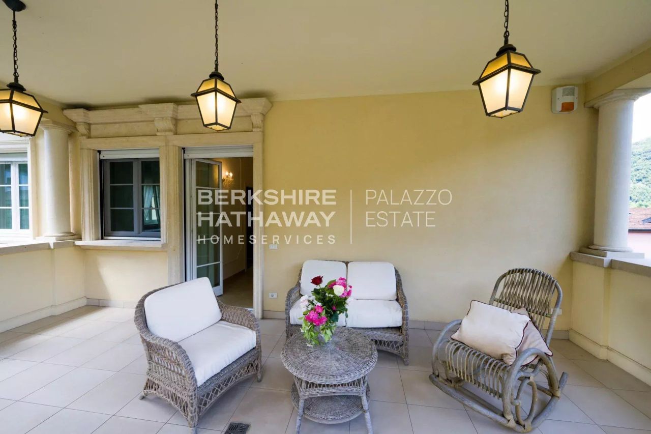 Вилла в Варесе, Италия, 350 м² - фото 4