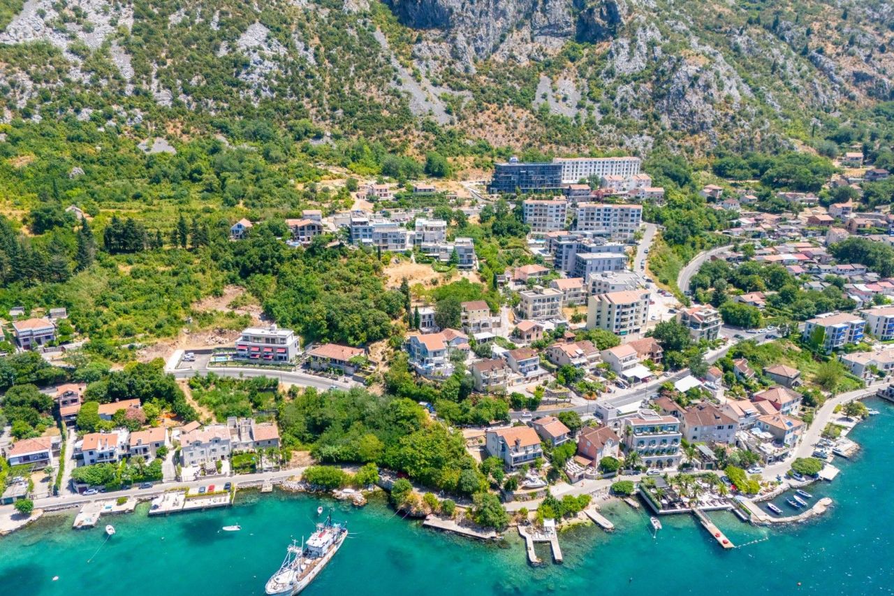 Апартаменты в Доброте, Черногория, 50 м² - фото 14